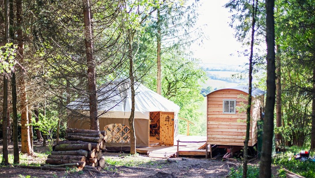 Phistlebrook View Glamping, View 11, Crown and Canopy