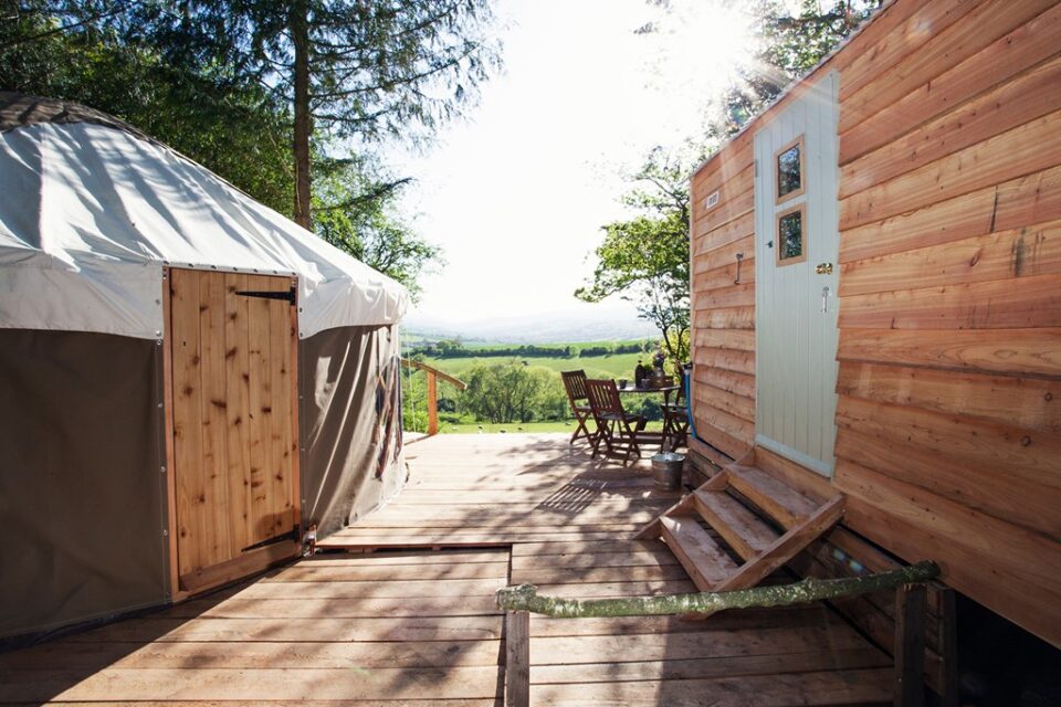 Phistlebrook View Glamping, View 2, Crown and Canopy